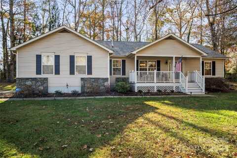 21 Partridge Berry Loop, Mills River, NC 28759