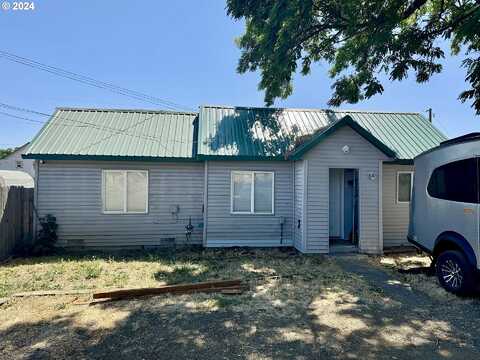 Court, GOLDENDALE, WA 98620