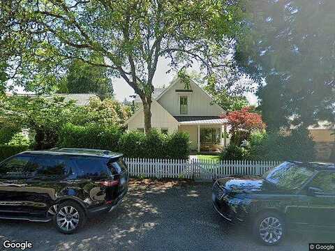 6Th, LAKE OSWEGO, OR 97034
