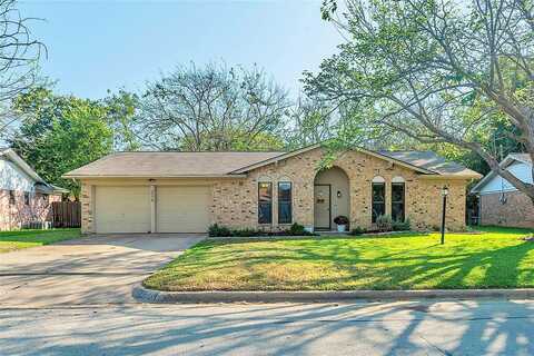 Suzanne, BURLESON, TX 76028