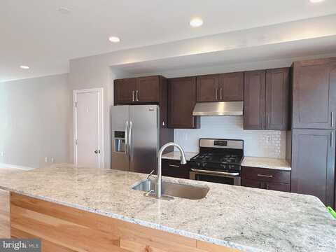 Fairmount, PHILADELPHIA, PA 19123