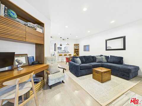 Berendo, LOS ANGELES, CA 90020