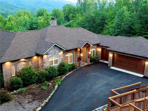 High View, NELLYSFORD, VA 22958