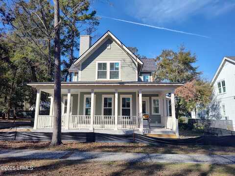 39 Wrights Point Circle, Beaufort, SC 29902