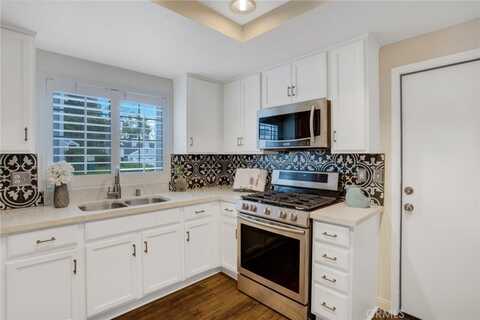Valley Vista, OCEANSIDE, CA 92054