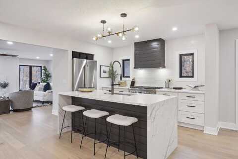 Crest, PRIOR LAKE, MN 55372