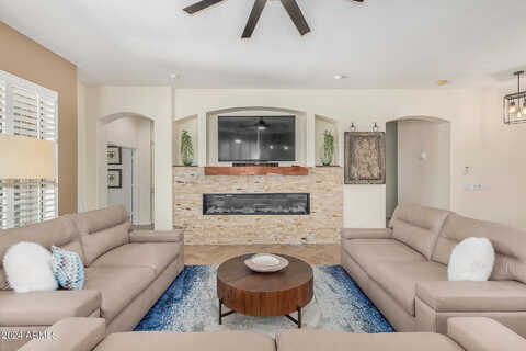 Saddlehorn, PHOENIX, AZ 85083