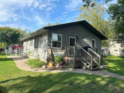 Hughes, MONTEVIDEO, MN 56265