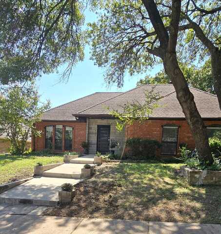 Jennifer, ROWLETT, TX 75088