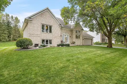 Boulder, CHANHASSEN, MN 55317