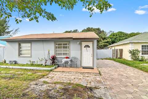 E, Lake Worth, FL 33460