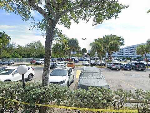 Wayne, MIAMI BEACH, FL 33141