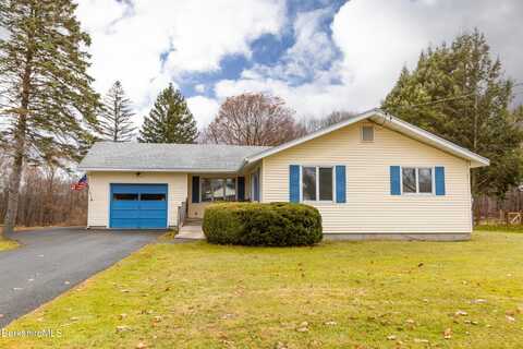 107 Unkamet Park Dr, Pittsfield, MA 01201