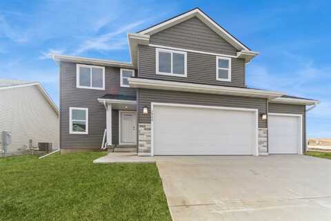 1900 Waller Avenue, Norwalk, IA 50211