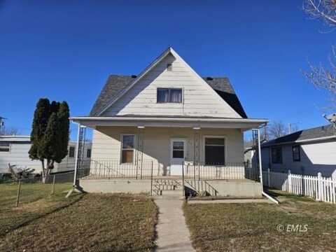 517 N Montana Ave, Miles City, MT 59301