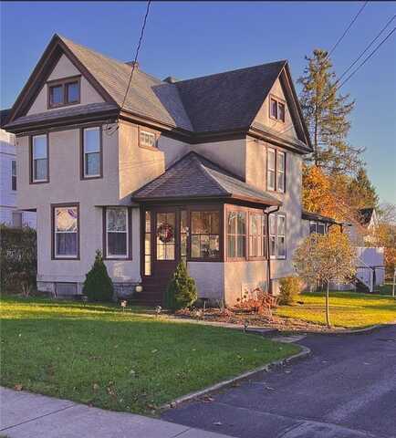 8 Third Avenue, Owasco, NY 13021