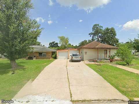 36Th, PORT ARTHUR, TX 77642