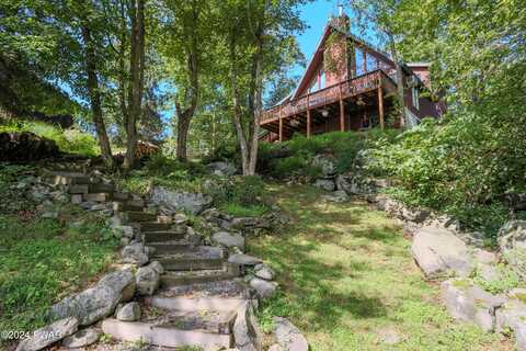 Lakeview Drive W, Lake Ariel, PA 18436