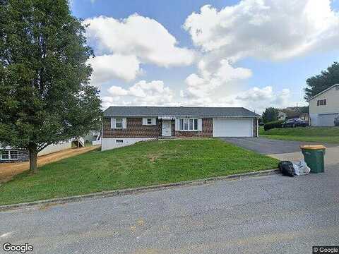 Fairmount Ave, WAYNESBORO, PA 17268