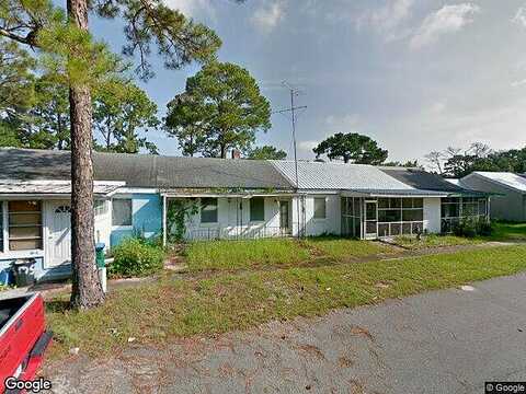 Pine St, Lanark Village, FL 32323