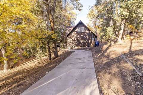 1332 Siskiyou Drive, Big Bear Lake, CA 92315