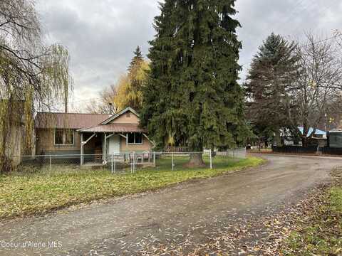 3 Main St, Calder, ID 83808