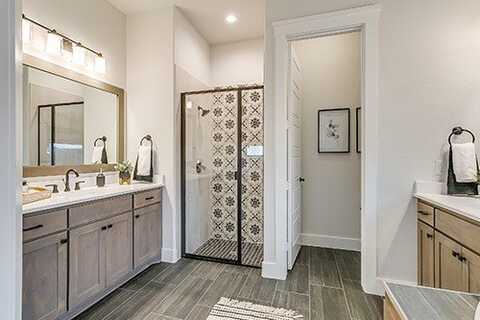 325 Richard St, Burleson, TX 76028