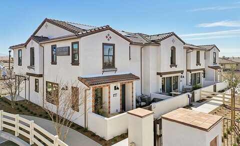 16113 Lumia Way, Fontana, CA 92336