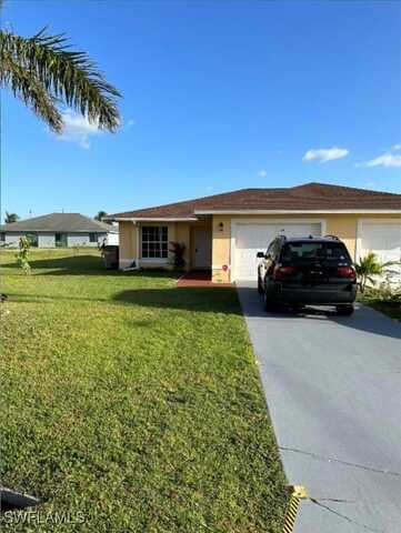 2413-2415 Paul Avenue S, Lehigh Acres, FL 33973