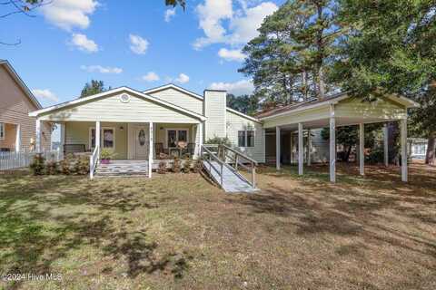 2312 Crab Point Loop Road, Morehead City, NC 28557