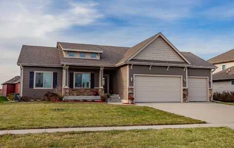 628 SW Springfield Drive, Ankeny, IA 50023