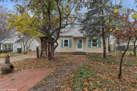 1217 Scott Avenue, Ames, IA 50014