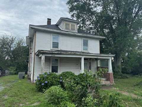 110 THIRD ST, MADISON HEIGHTS, VA 24572