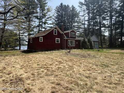 5518 Crooked Street, Galway, NY 12074