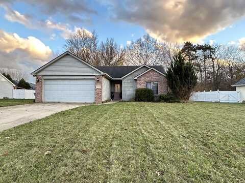 108 Whispering Lane, South Whitley, IN 46787