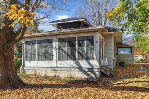 3757 S State Road 25, Mentone, IN 46539