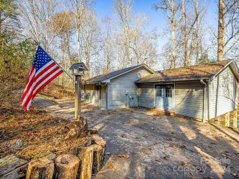 225 Mountain View Drive, Pisgah Forest, NC 28768