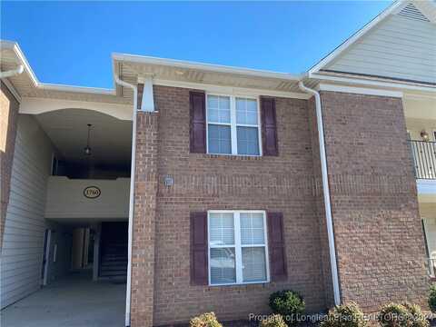 1760 Renwick Drive, Fayetteville, NC 28304