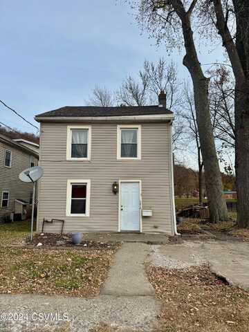 573 W MAHONING Street, Danville, PA 17821