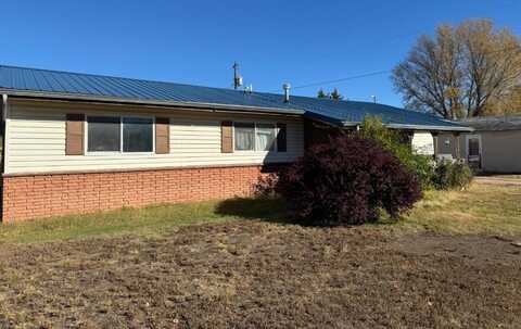 704 E 7th Street, Scott City, KS 67871