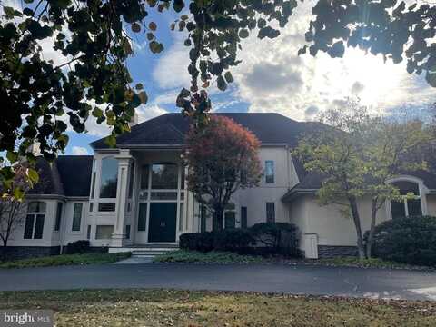 5280 ROGERS CIRCLE, PLYMOUTH MEETING, PA 19462