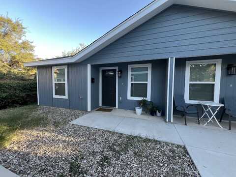 402 W Dignowity, Del Rio, TX 78840