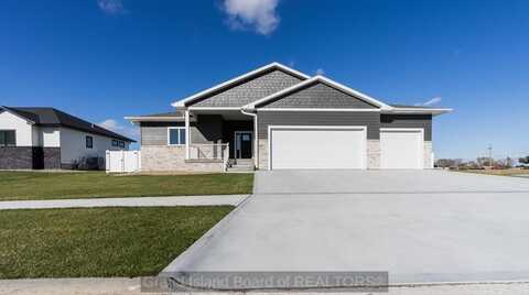 4074 Lee St, Grand Island, NE 68803