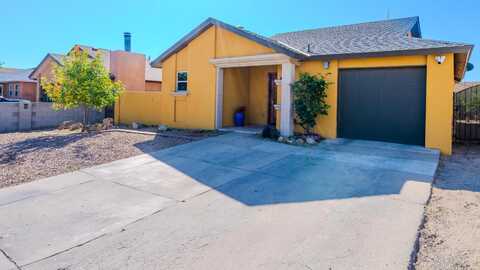 10300 Cartagena Avenue SW, Albuquerque, NM 87121