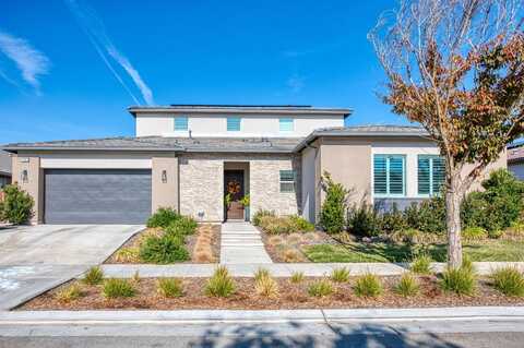 1007 Little Canyon Drive, Madera, CA 93636