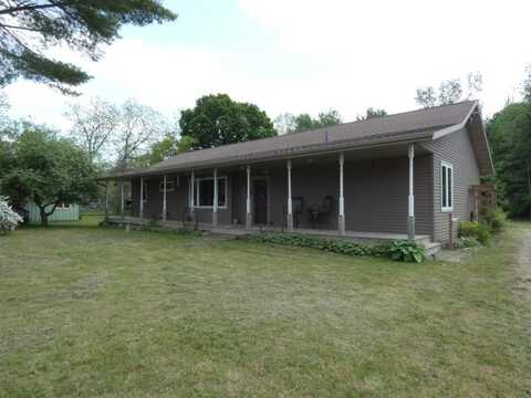 1739 SUPERIOR ST, Three Lakes, WI 54562