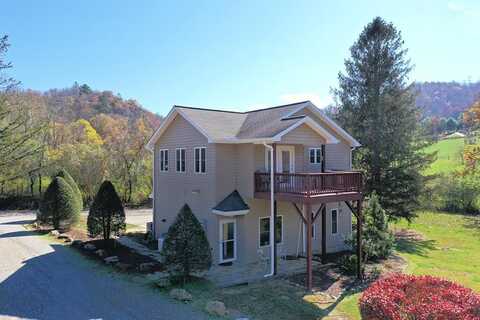 219 Bugle Boy Dr., Cullowhee, NC 28723