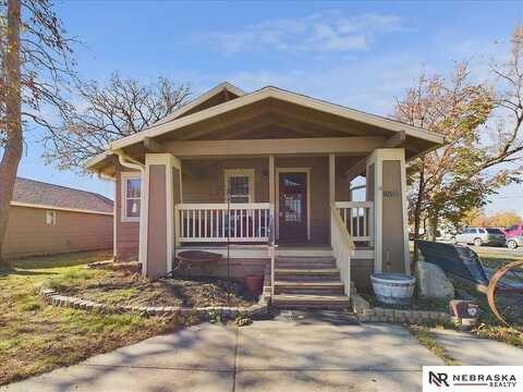 10561 N 142nd Street, Waverly, NE 68462