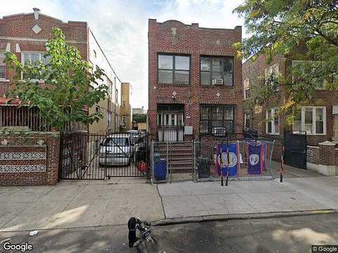 Tapscott, BROOKLYN, NY 11212