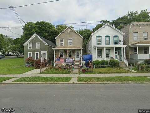 Broadway, RENSSELAER, NY 12144